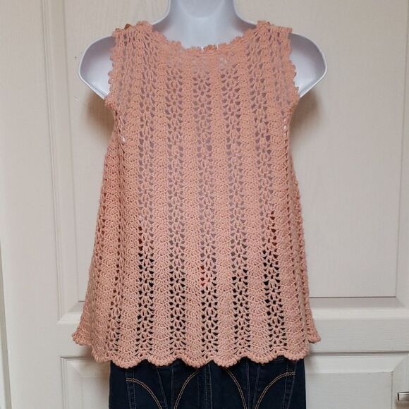 VINTAGE Peach Color Crocheted Butterfly Embellished Top  - Picture 7 of 11